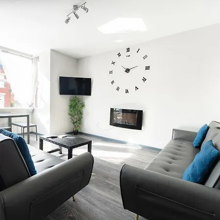 Charles Alexander Short Stay - Vibe Apartments Blackpool Exterior photo