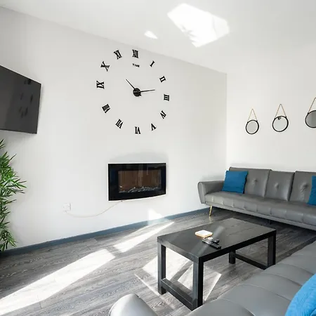 Charles Alexander Short Stay - Vibe Apartments Blackpool Exterior photo