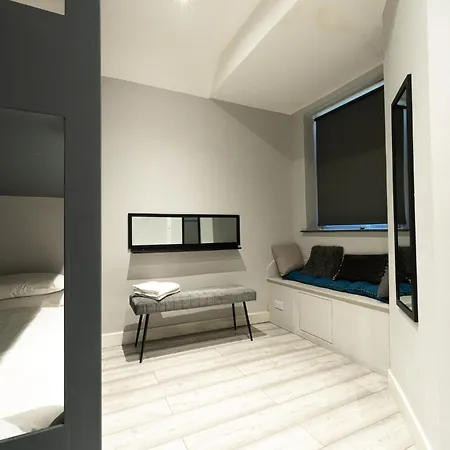 Charles Alexander Short Stay - Vibe Apartments Blackpool Exterior photo