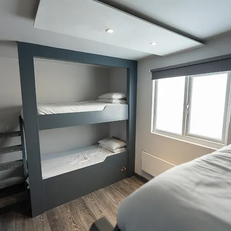 Charles Alexander Short Stay - Vibe Apartments Blackpool Exterior photo